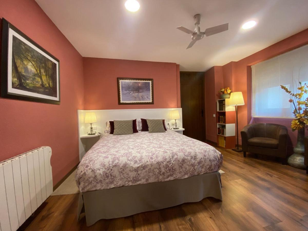 Escloper B&B Sant Julia de Vilatorta Luaran gambar